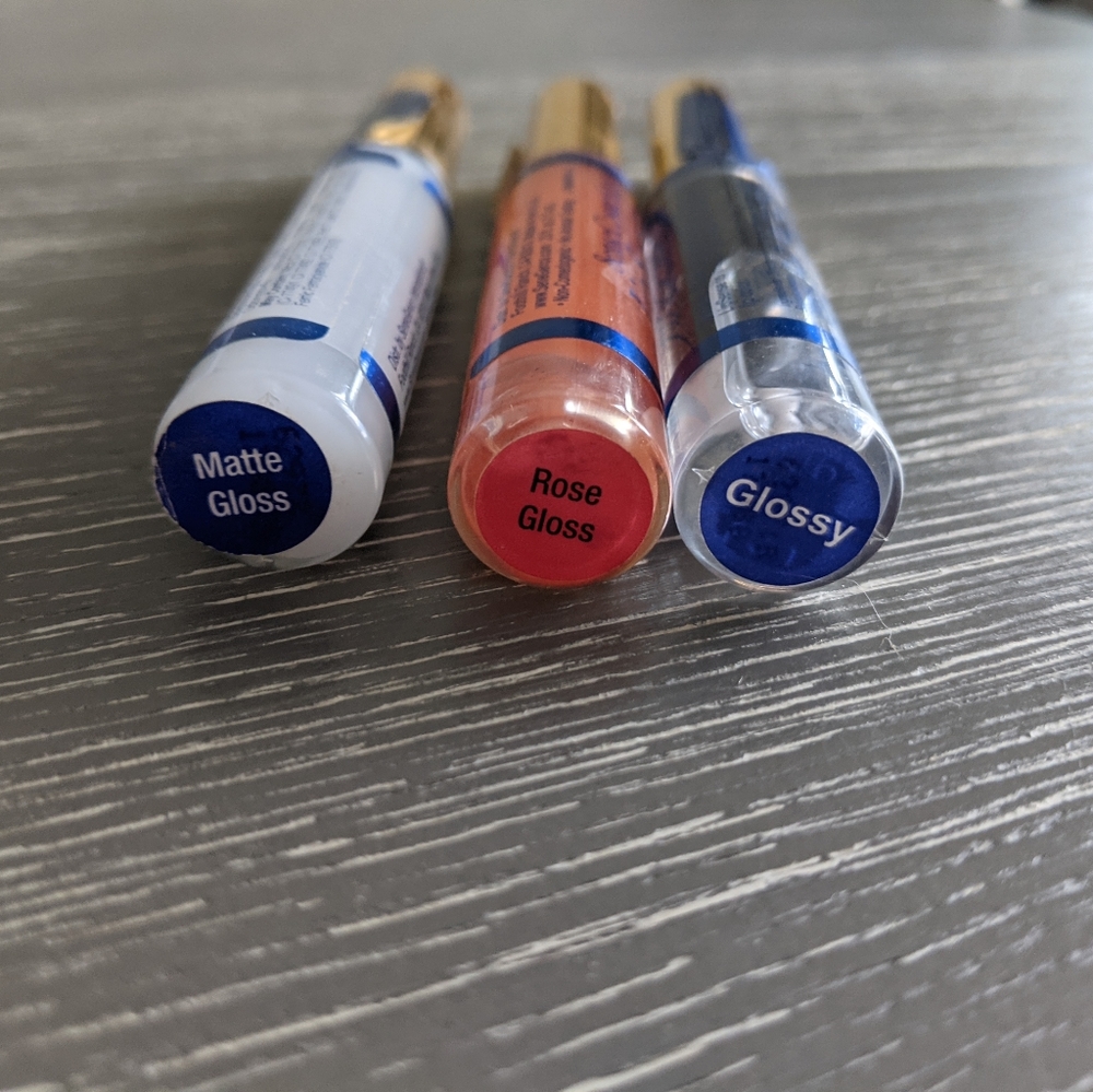 Lipsense gloss